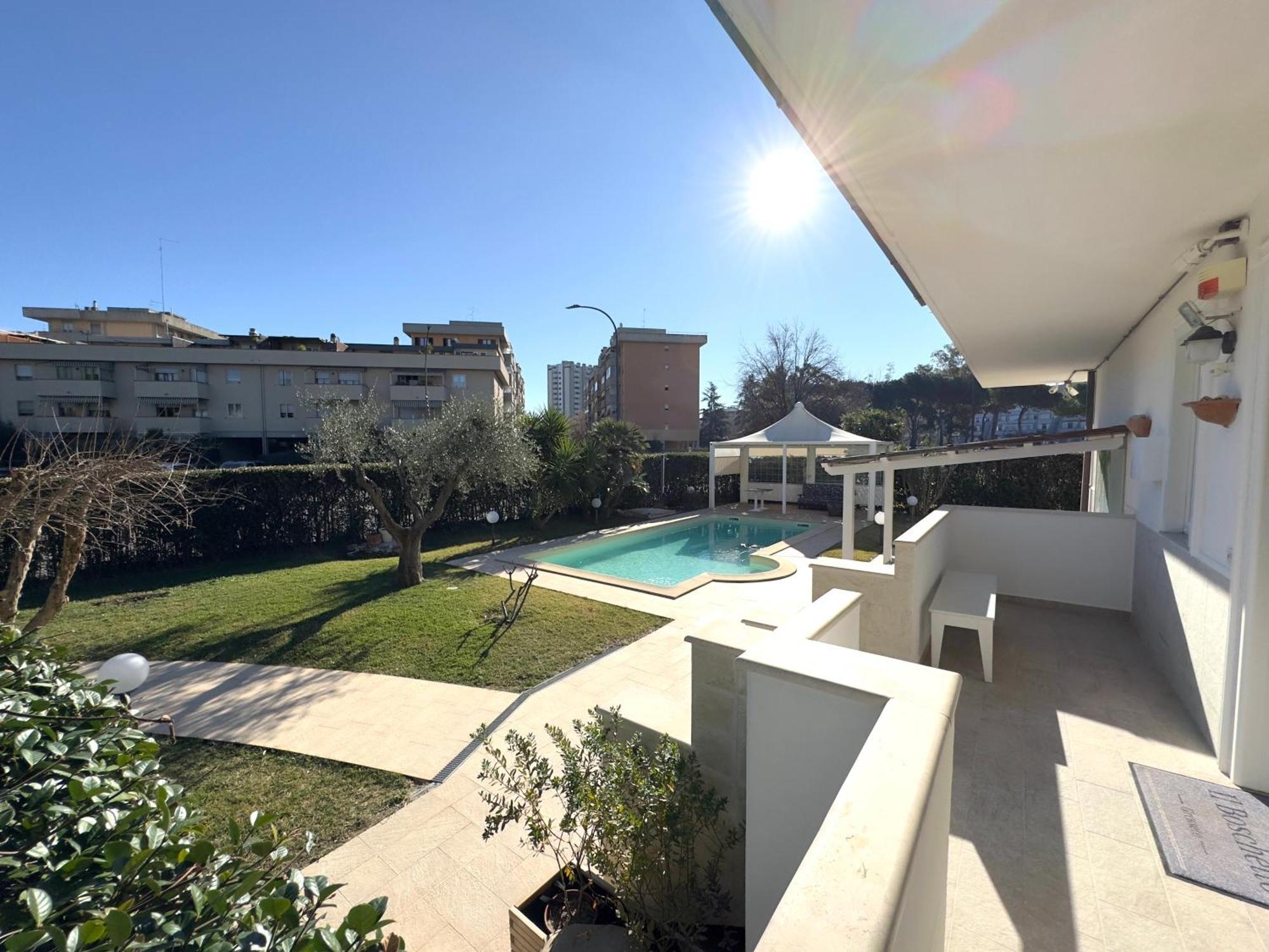 Residence Il Boschetto - Villa Con Piscina โกรเซตโต ภายนอก รูปภาพ